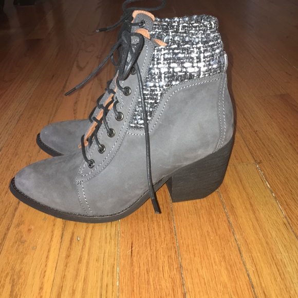 Jeffrey Campbell Tacoma bootie - Picture 2 of 8